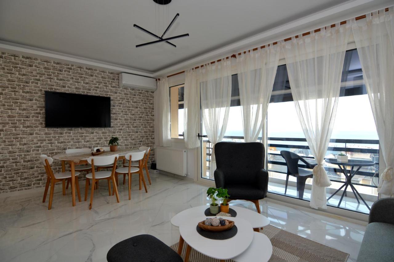 La Casa Blanca Apartment
